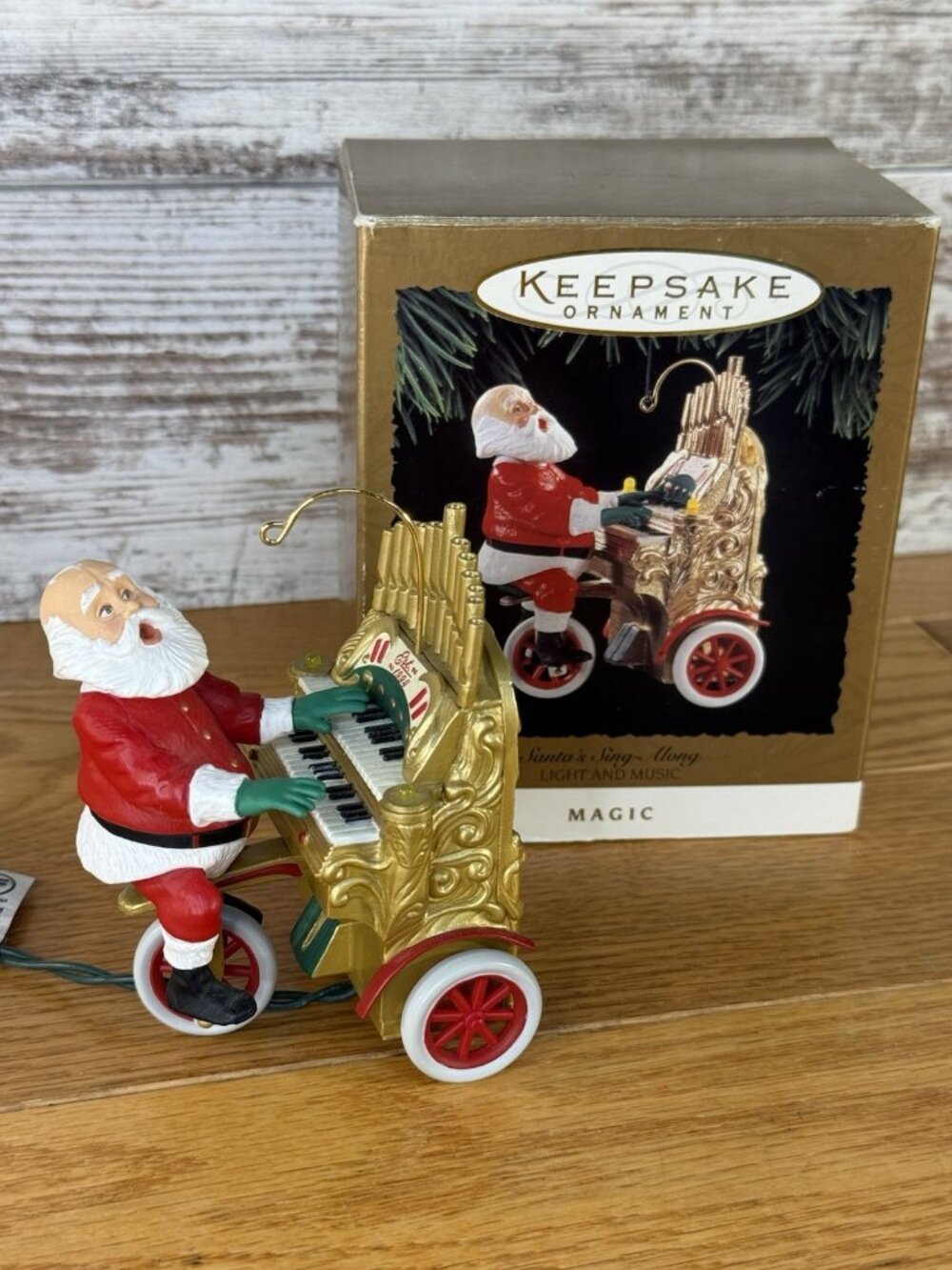 1994 Hallmark Keepsake Christmas Ornament Santa's Sing Along MAGIC Light & Music